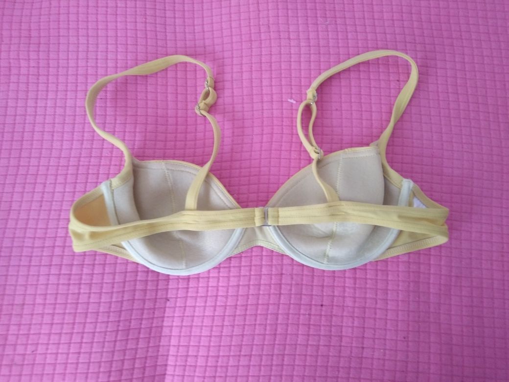 Bikinis - partes de cima