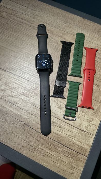 Apple Watch Series 5 44mm