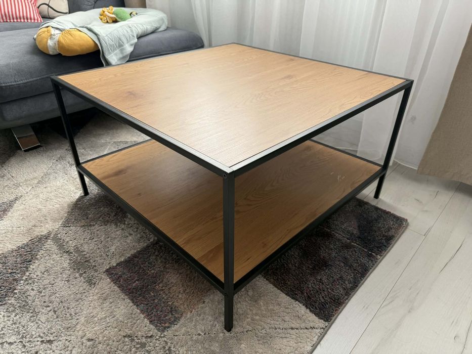 Stolik kawowy 80 x 80