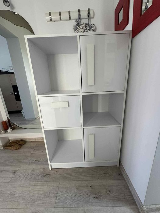 Sprzedam szafkę, półkę do pokoju, korytarza