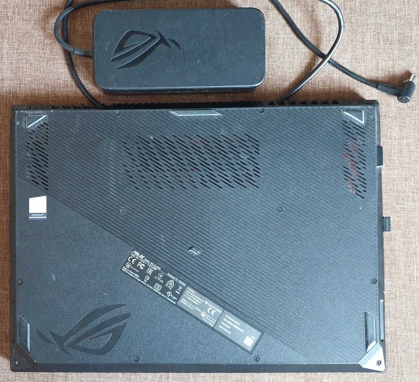 Komputer do gier Asus Rog Srix GL504GW-DS74, i7-8750H 16GB RAM RTX2070