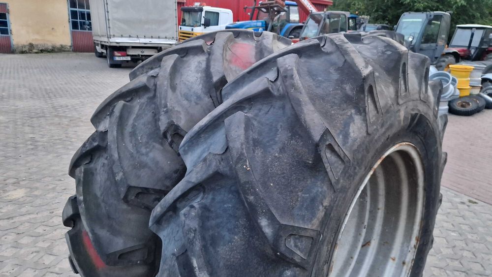 koła 18.4-30, 18.4/15-30, 18.4r30 460/85r30 BKT 12PR