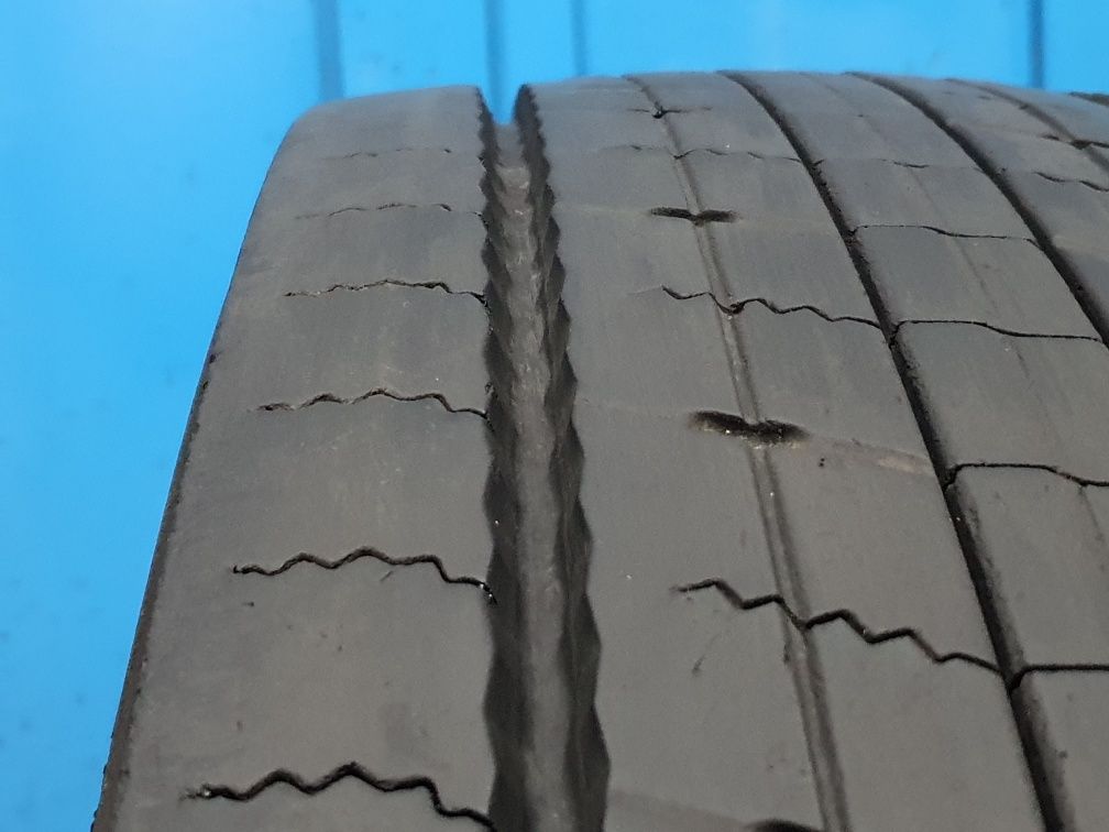 295/80 R22.5 Bridgestone Duravis R-Steer 002. Rok 2021