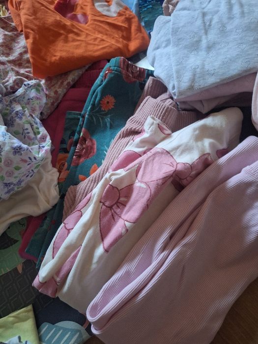 Paka ubranek spodenki bluzki legginsy sukienki H&M Zara Sinsay 110