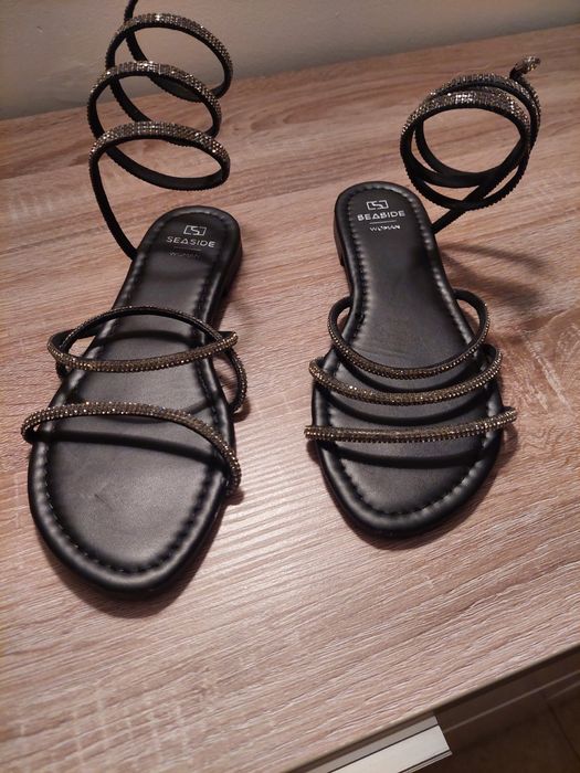 Sandálias  como novas
