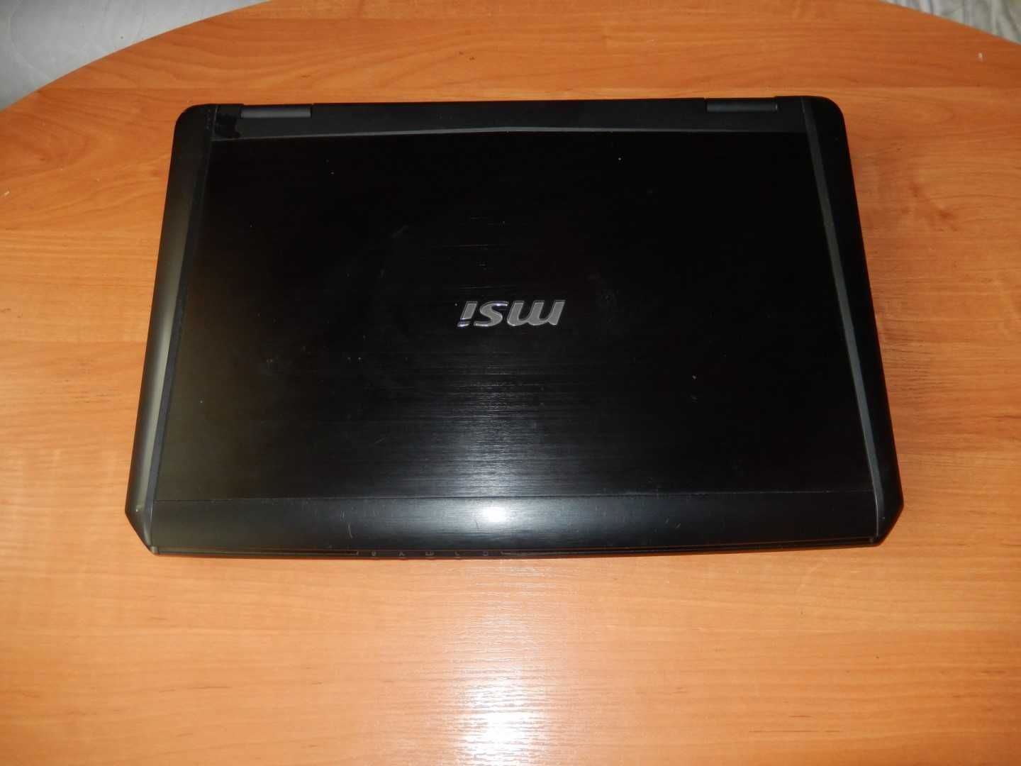 Laptop MSI GT70 i5/8GB/SSD/HDD/17.3FHD