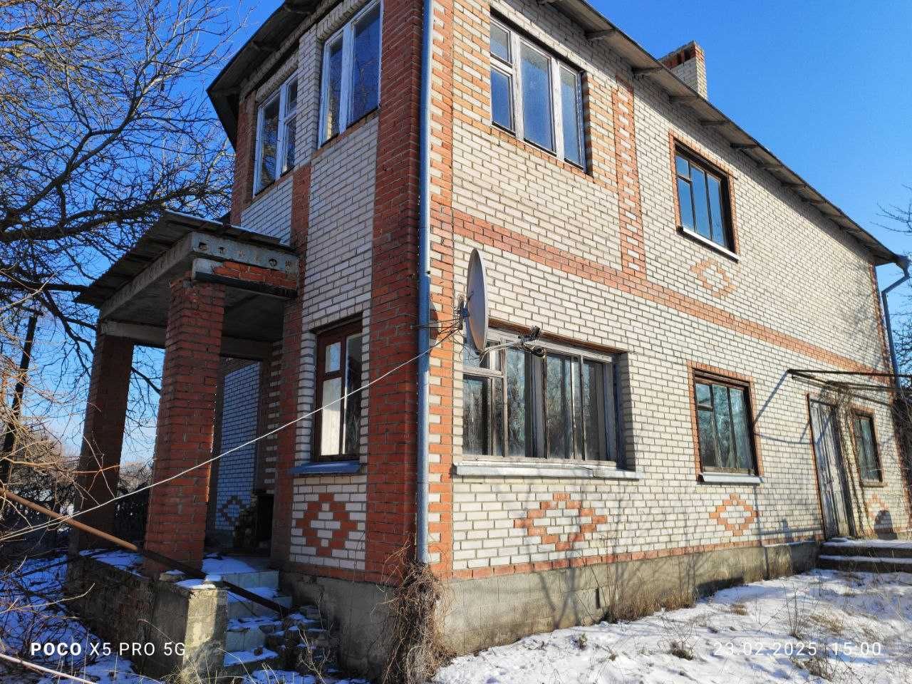 Цегляний будинок, гарне місце, 163 м кв, велика ділянка. Вигідна ціна