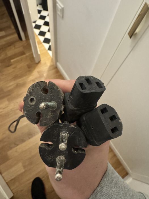 Waga magazynowa elektroniczna 300 kg – sprawna, 2 sztuki