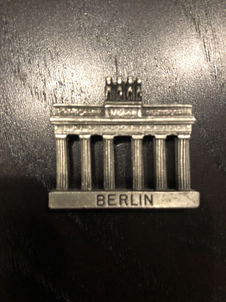 Brama zbrandenburska BERLIN pamiątka mosiądz antyk