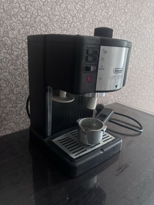 Кавоварка/кофе машина