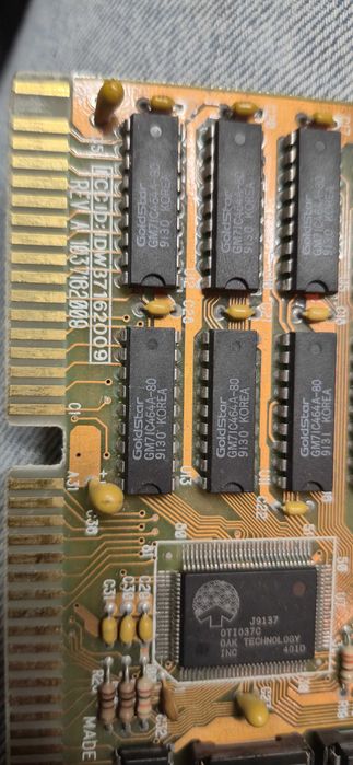 Karta graficzna ISA 16-bit VGA Oak Technology OTI077 512KB retro