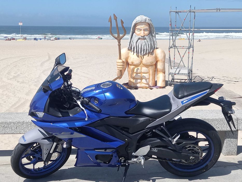 Yamaha R3 de junho 2021