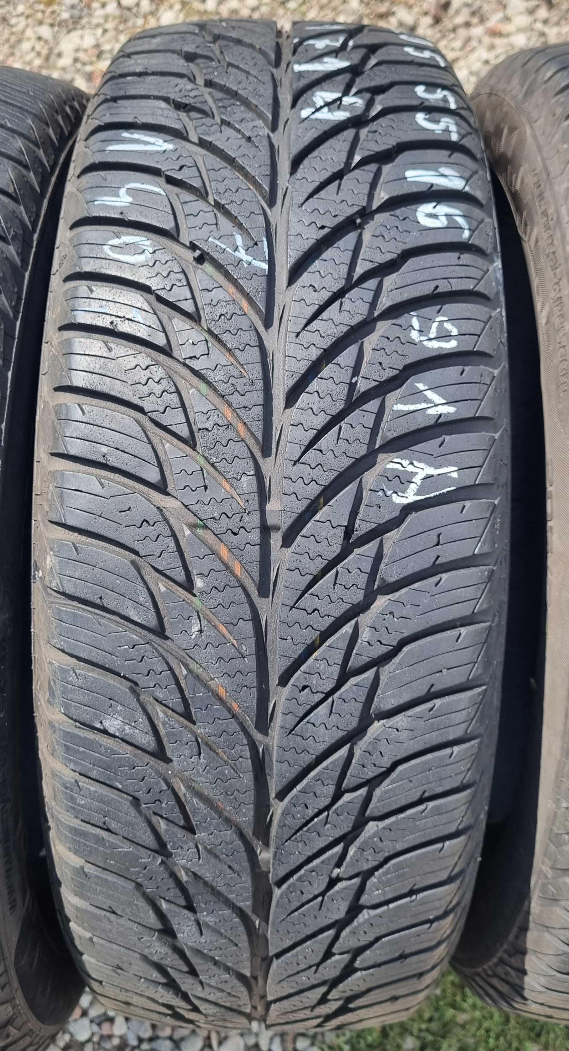 205/55R16 Uniroyal All Season Expert