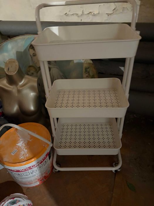 regał biały szafka na kółkach