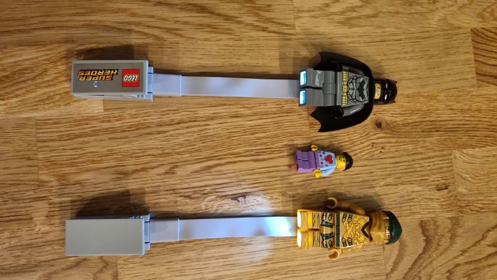 Lampka z klipsem do książki Ludzik Lego, baterie i USB