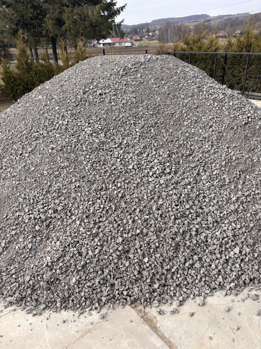 Kamień kliniec tłuczeń mieszanka transport