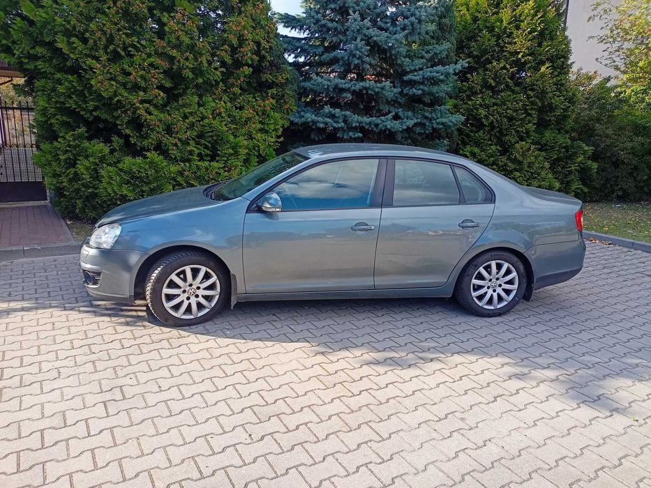 Sprzedam samochód Volkswagen Jetta 1.6 MPI ,benzyna,LPG.