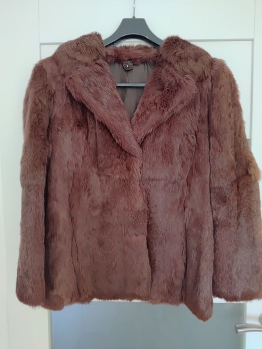 Naturalne  czekoladowe futerko z królików