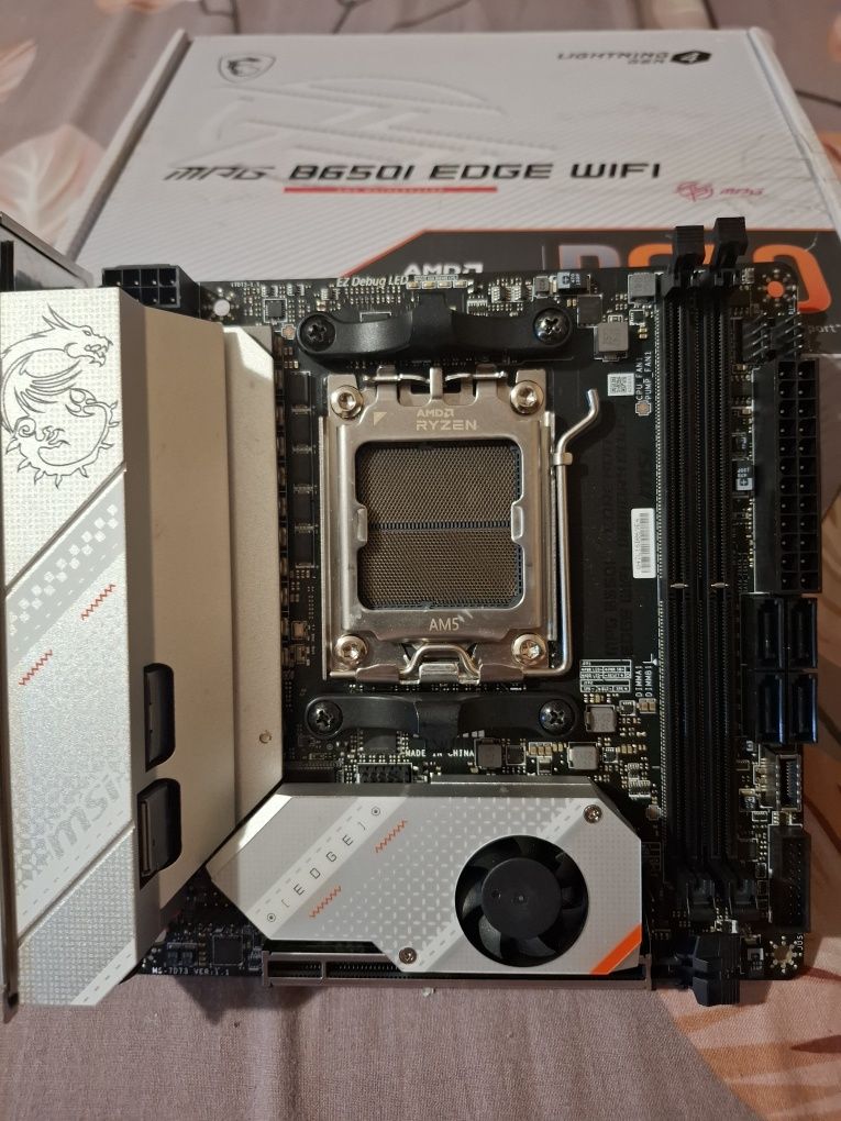 MSI Mpg B650I Edge WiFi
