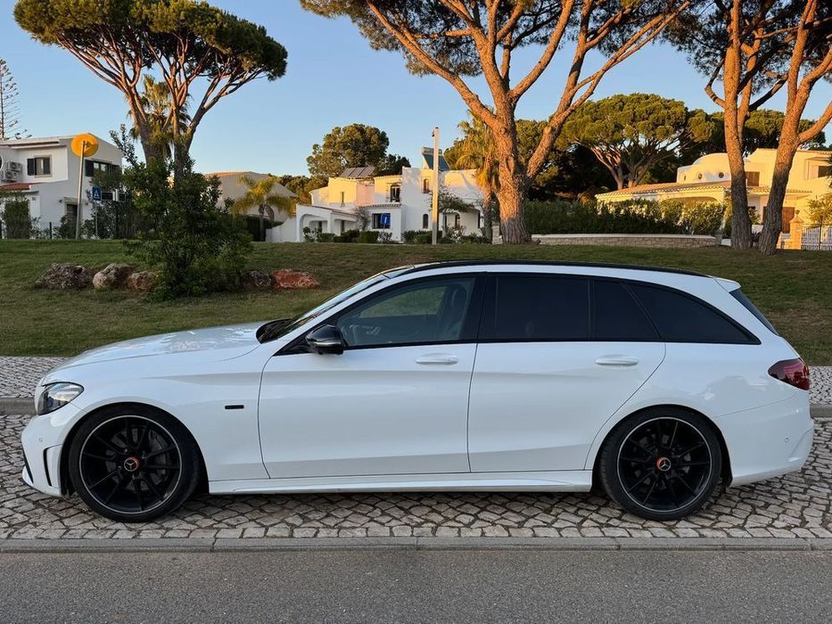 Mercedes-Benz C 300 e AMG Line