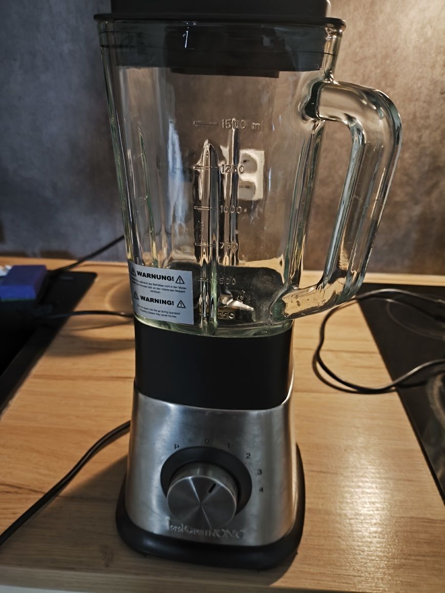 Blender kielichowy clatronic