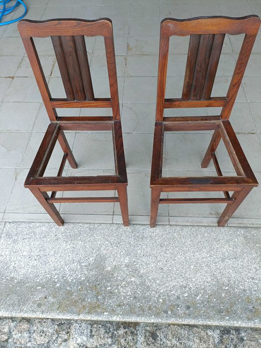 Cadeiras antigas para restaurar