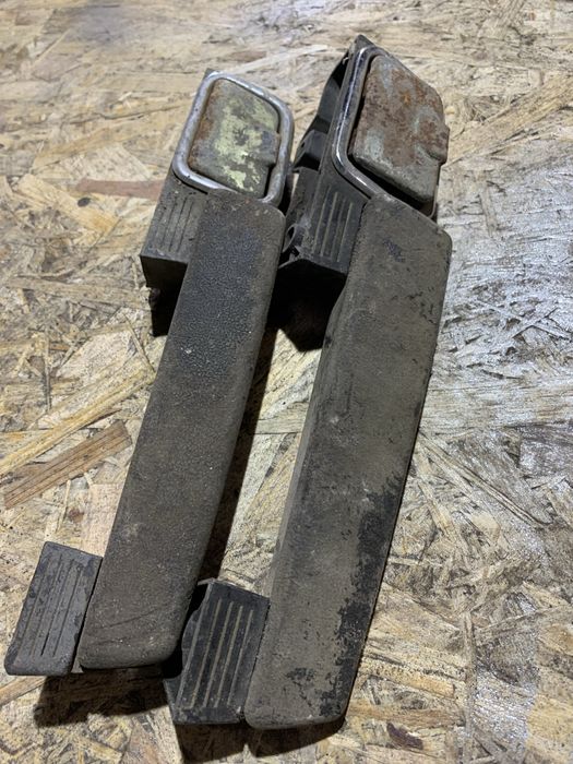 Продам дверні ручкі для ваз 2101