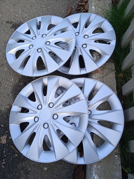 Комплект ковпаків на 14