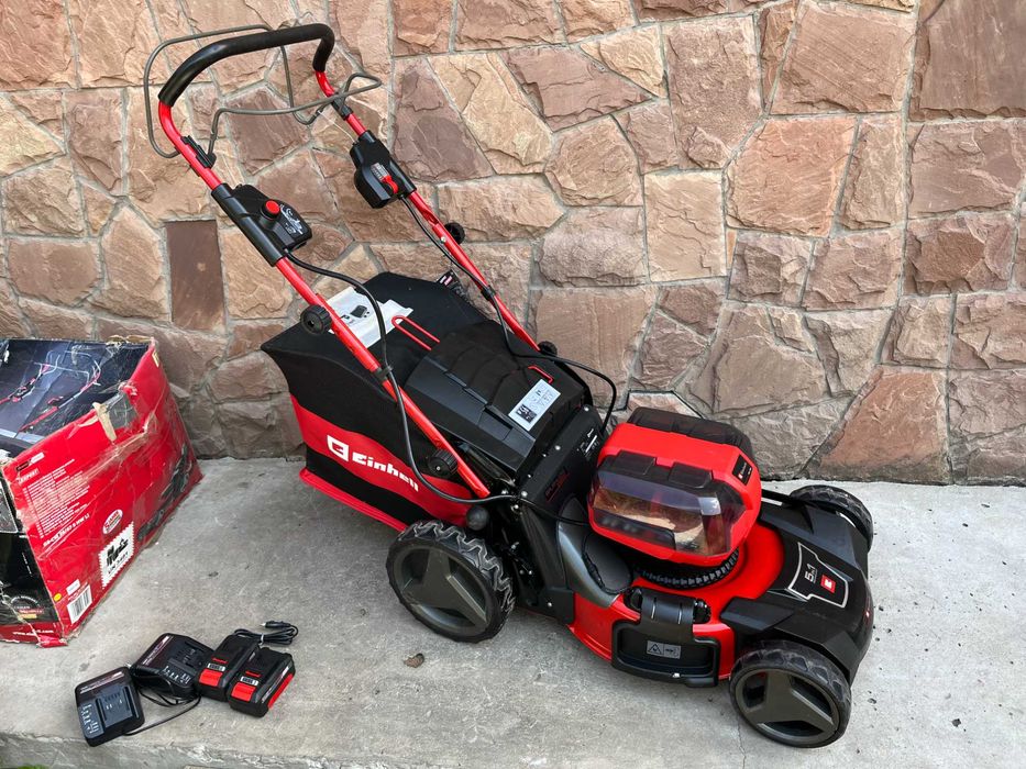 Аккумуляторная газонокосилка Einhell PXC GE-CM 36-47 S 4 аку по 4.0а