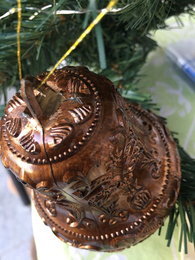 Decorações castanhas (Natal)