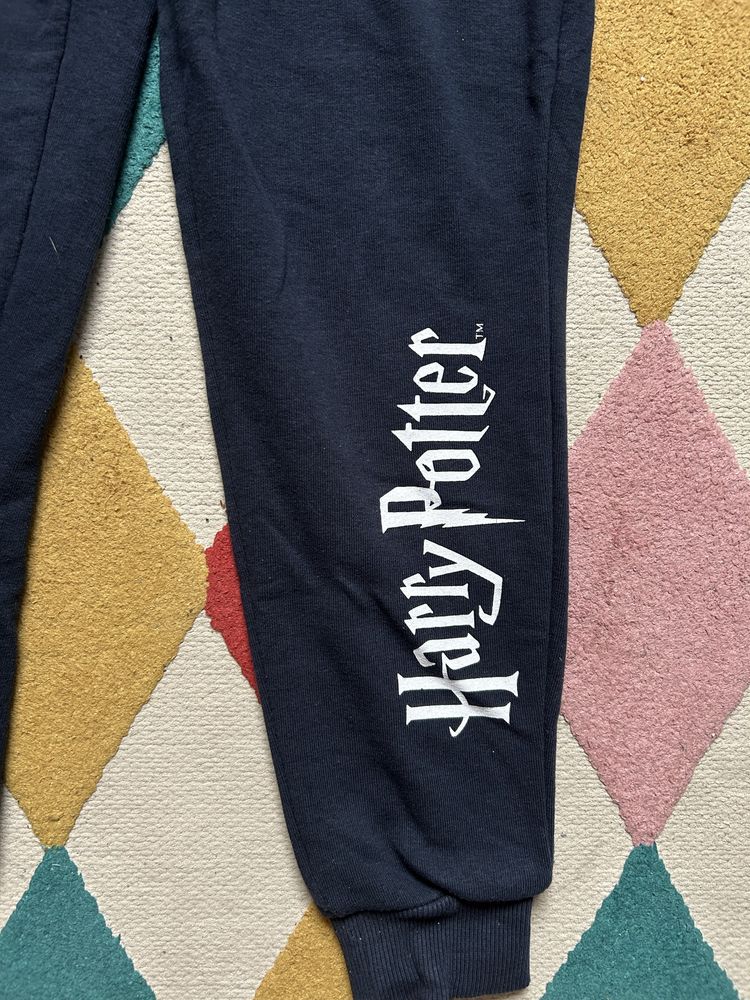 Spodnie dresowe Harry Potter 2 szt 134/140 stan bdb