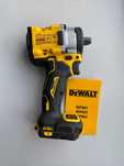 Гайковерт Dewalt DCF921 (в продажі окремо та комплектом)