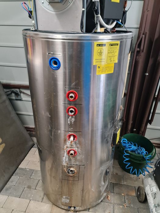 Rickenbacher pompa ciepła CWU na części