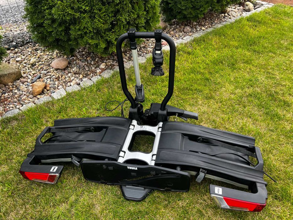 Thule EasyFold 933 bagażnik rowerowy na hak uchylny składany