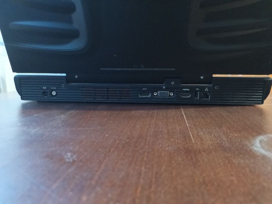 Продам ноутбук DESKTOP-DHM6SAQ