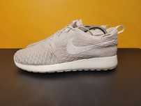 Nike roshe run r42