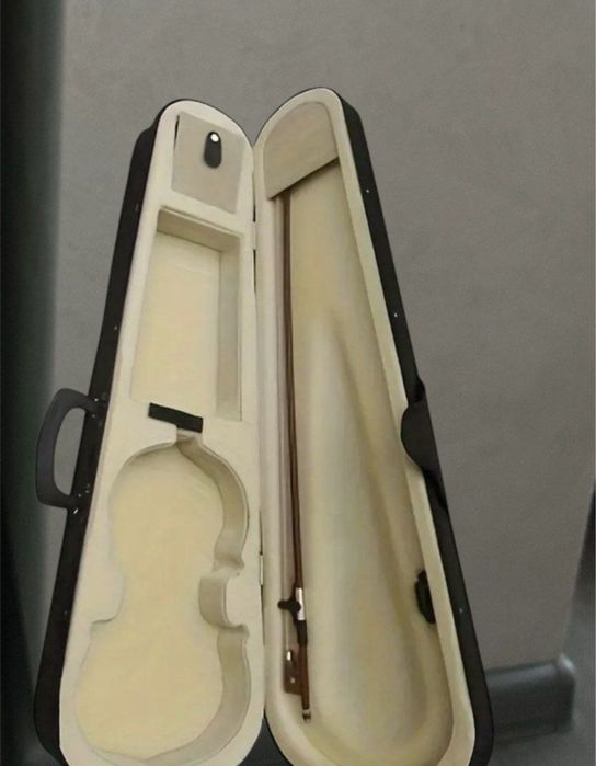 Футляр для скрипки 4/4 (новий)