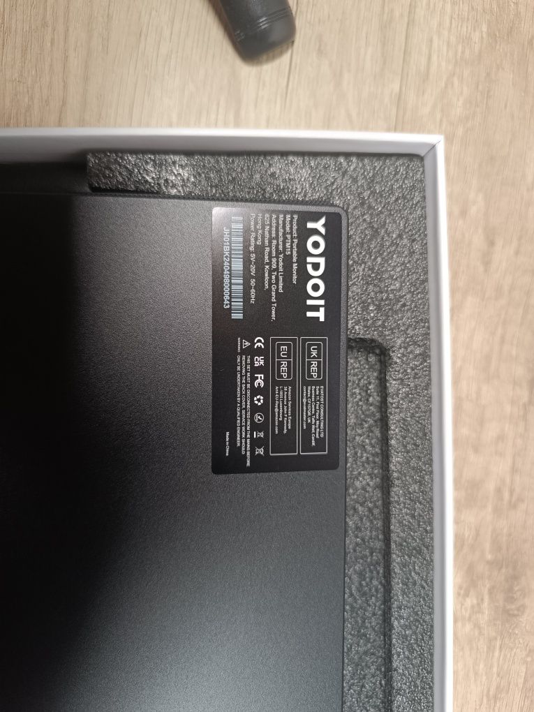 Yodoit Przenośny monitor 15,6 cali  FHD Ultra cienki.i
