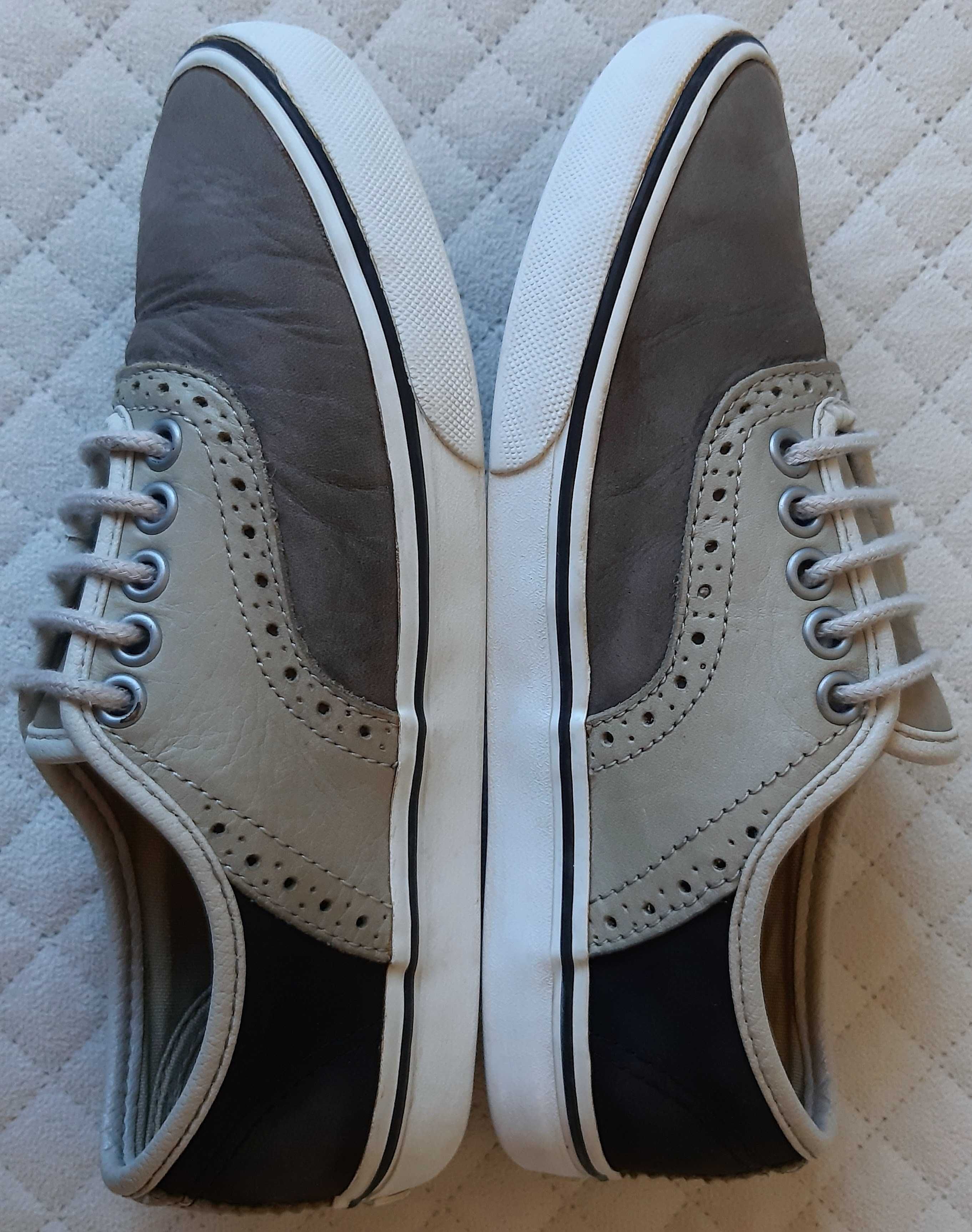 Beżowe buty Vans