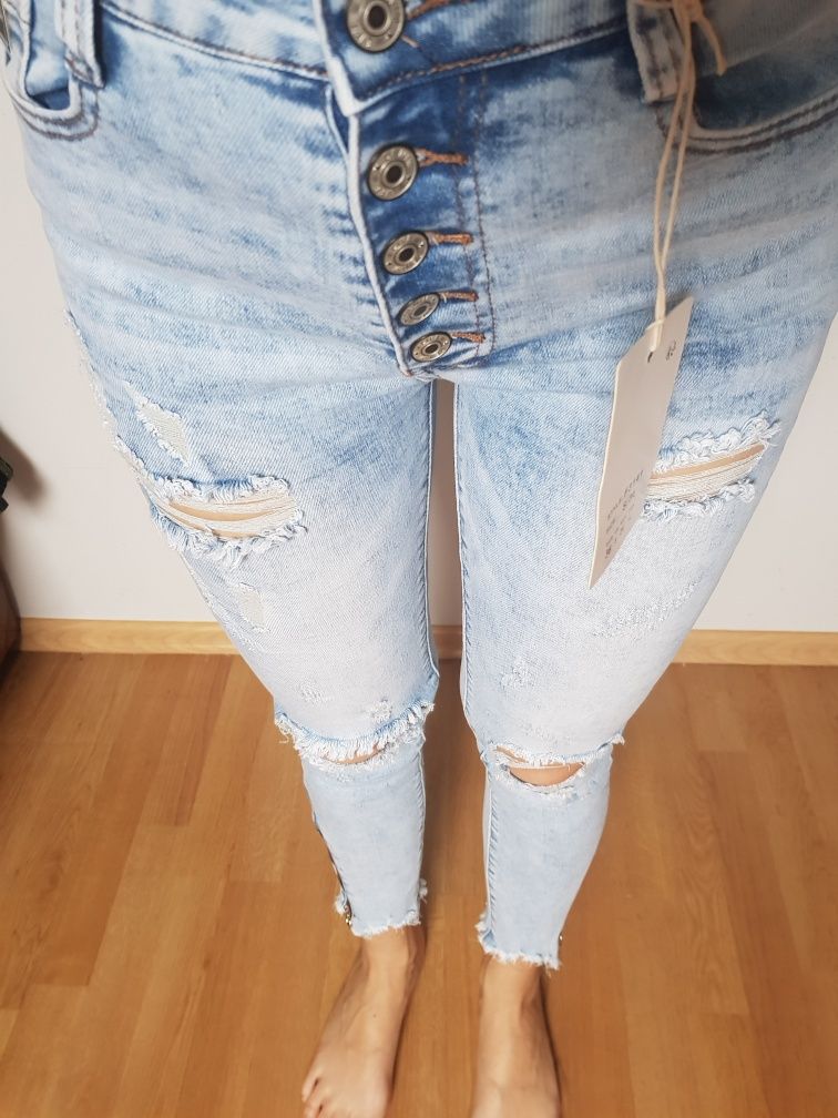 Spodnie mega jeans dziury zamek Nowe s push up