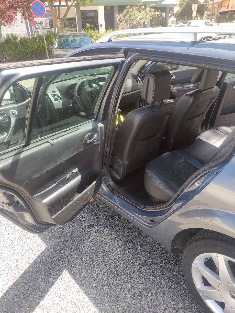 Renault Megane 1.5 Dci com garantia 10 meses.
