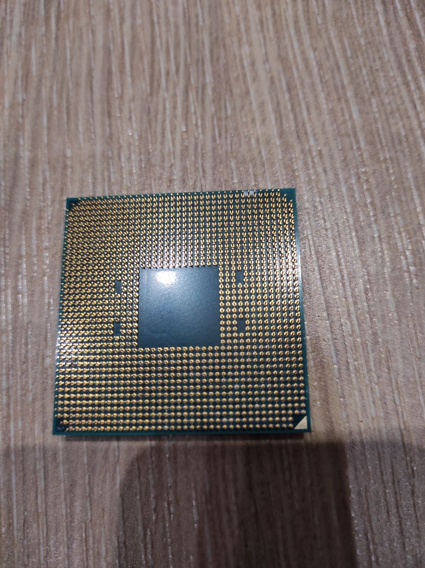 Процессор AMD Ryzen 5 1600