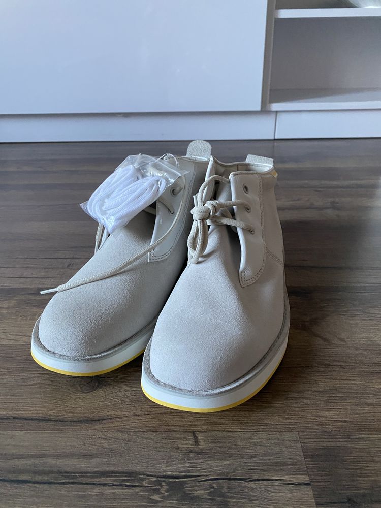 Замшеві черевкм Dr.Martens нові