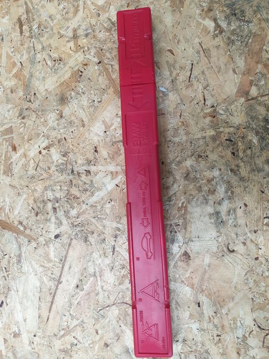 Triângulo de sinalização BMW X1 (E84)