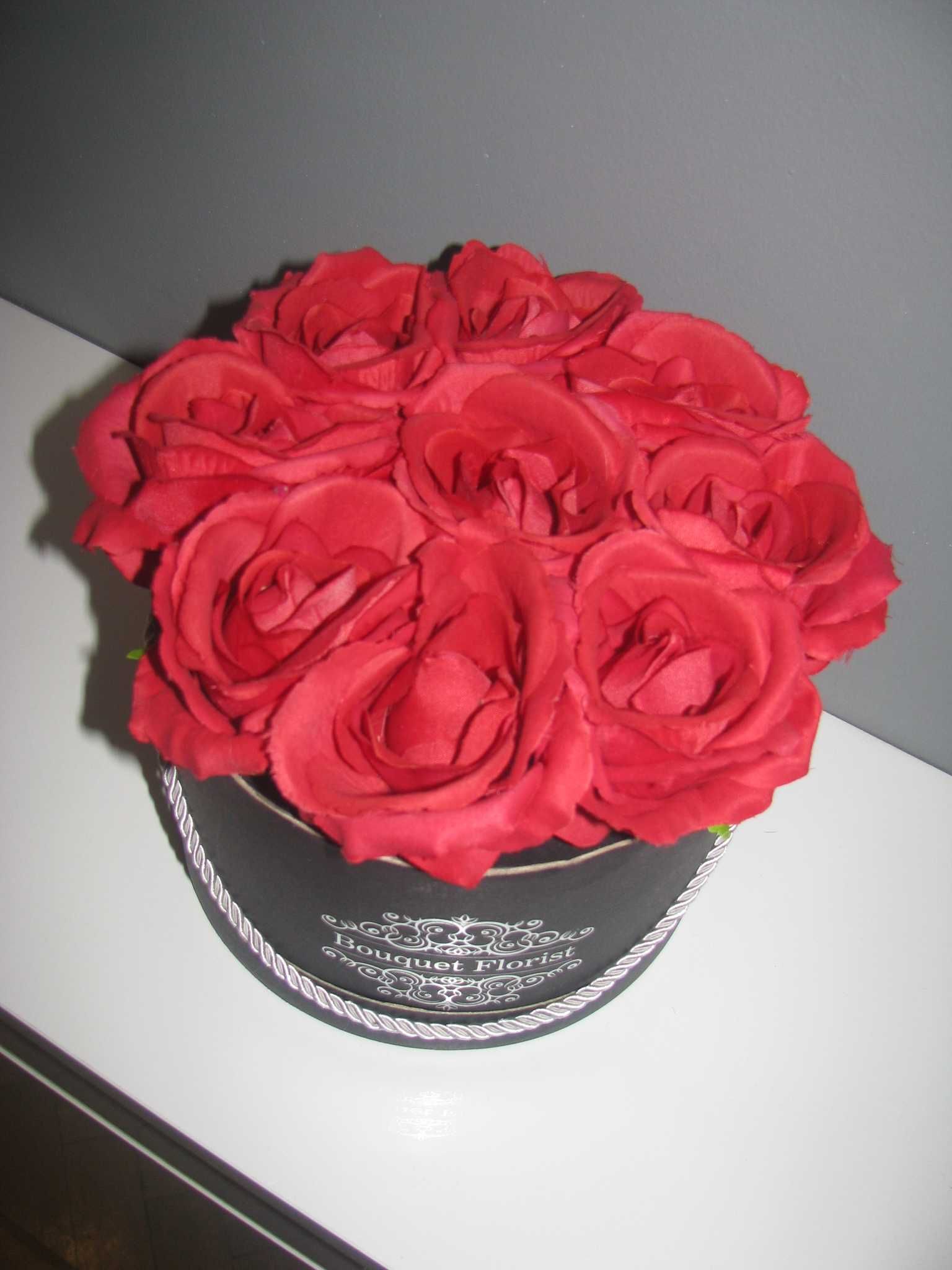 flower box kwiaty w pudełku róże 9 szt. bukiet flowerbox na prezent