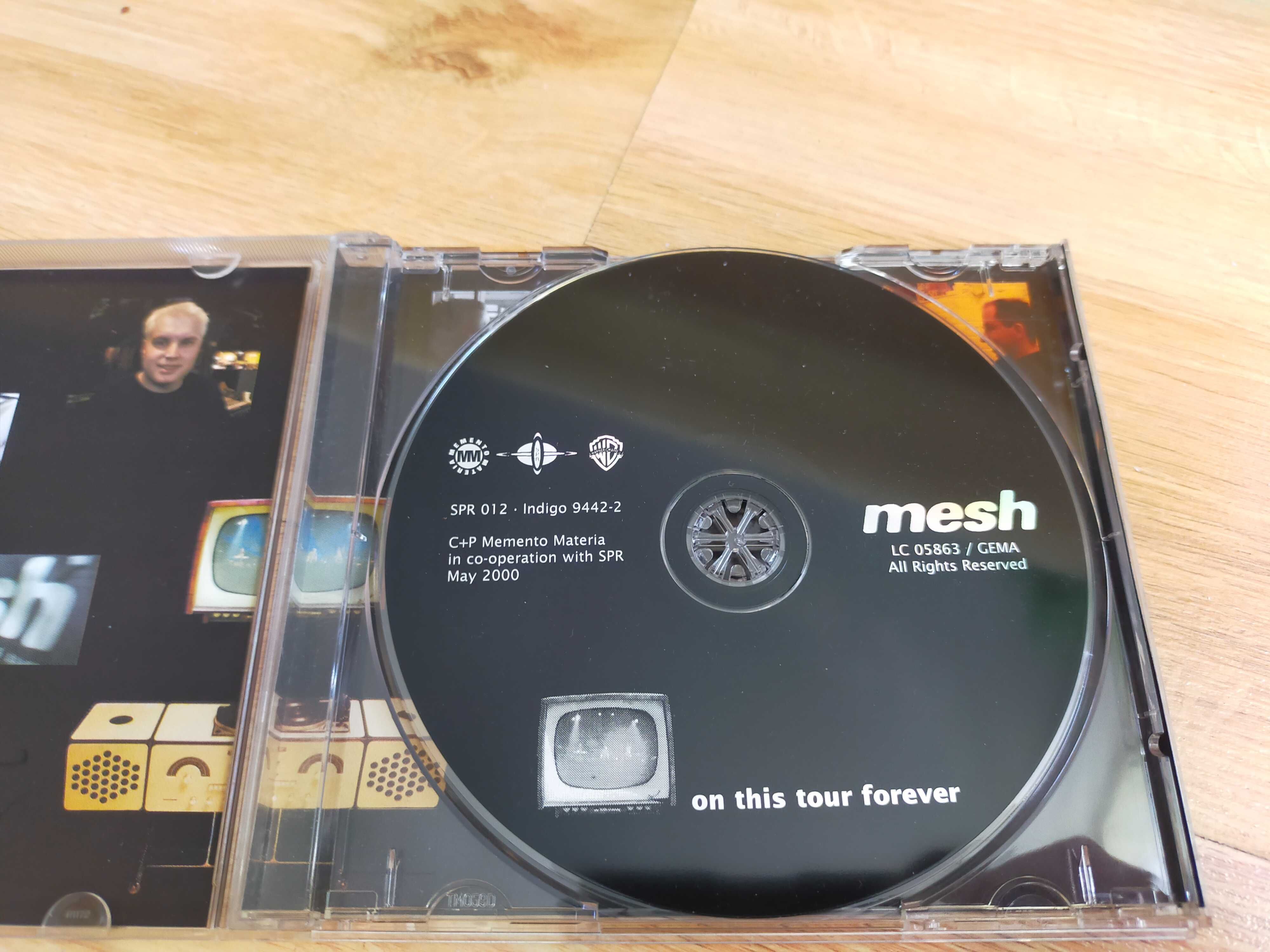 MESH - On This Tour Forever. CD Jak Nowa !