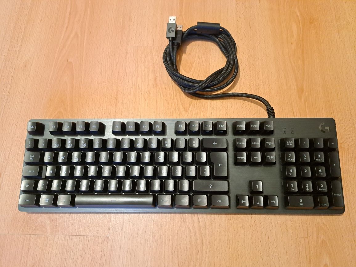 Teclado mecânico Logitech G413 Layout PT