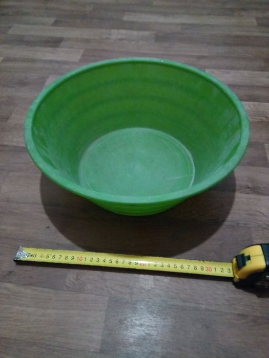 Прода Тазикбольшой и средний, ковшик пластиковый