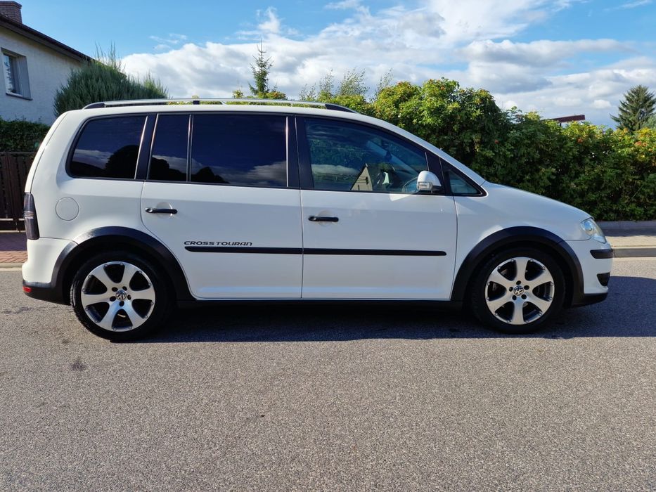 Vw Touran Cross  2.0Tdi 170km DSG Comonrail Lifting Zadbany zamiana