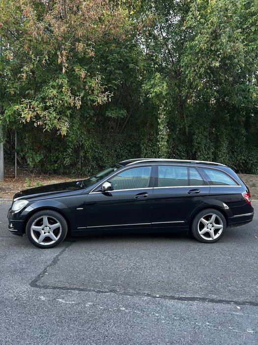 Wynajem aut klasy premium. Mercedes-benz kombi 2.0 diesel